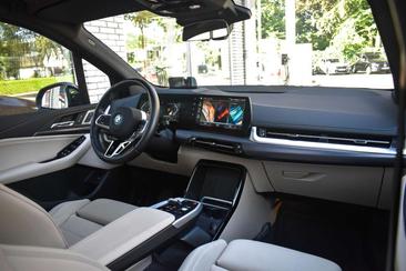 BMW Série 2 Active Tourer 230e XDrive — photo 49
