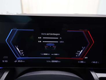 BMW M5 — photo 10
