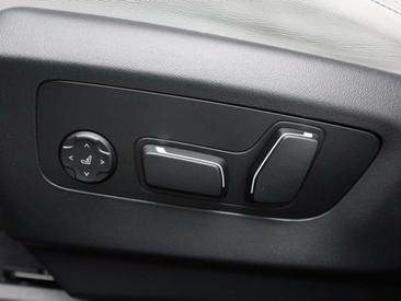 BMW M5 — photo 16