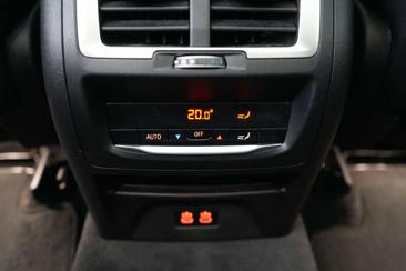 BMW iX3 — photo 29