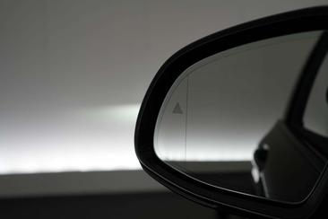 BMW iX3 — photo 39
