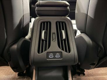BMW IX1 XLine XDrive30 — photo 17