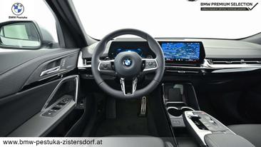 BMW X2 SDrive20i — photo 10