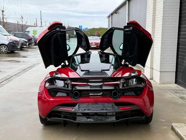 McLaren 720S — photo 16
