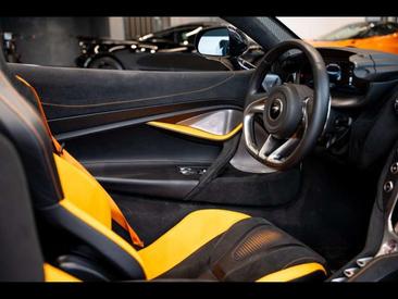 McLaren 750S Spider — photo 16
