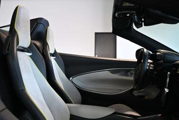 McLaren Artura Spider — photo 34