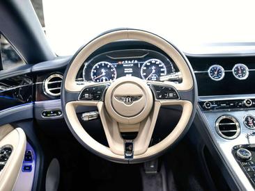Bentley Continental GT W12 — photo 11