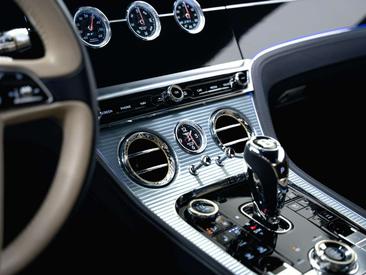 Bentley Continental GT W12 — photo 13