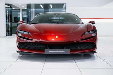 Ferrari SF90 Stradale — photo 2