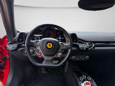 Ferrari 458 Italia — photo 8