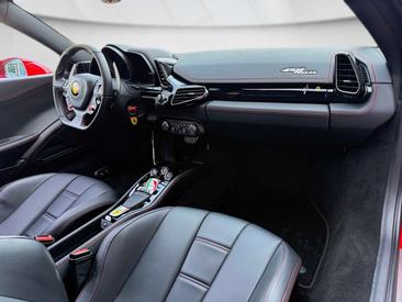 Ferrari 458 Italia — photo 10