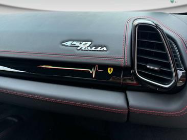 Ferrari 458 Italia — photo 11