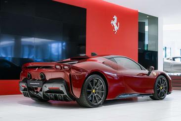 Ferrari SF90 Stradale — photo 10