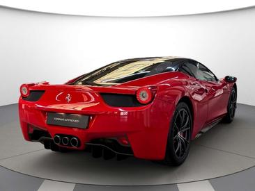 Ferrari 458 Italia — photo 21