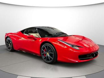 Ferrari 458 Italia — photo 22