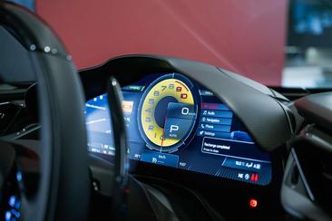 Ferrari SF90 Stradale — photo 20