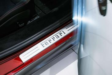 Ferrari SF90 Stradale — photo 21