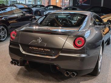 Ferrari 599 GTB — photo 10
