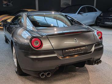 Ferrari 599 GTB — photo 12