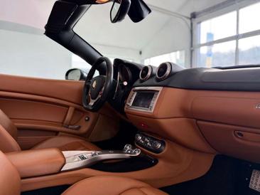 Ferrari California — photo 2