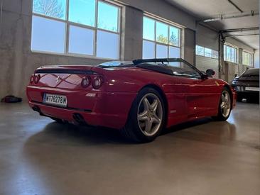 Ferrari F355 — photo 5