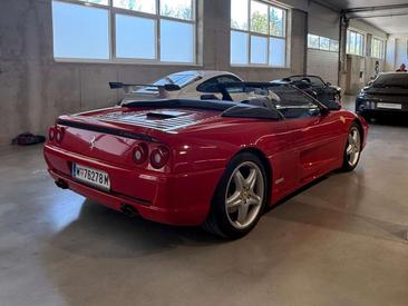 Ferrari F355 — photo 6
