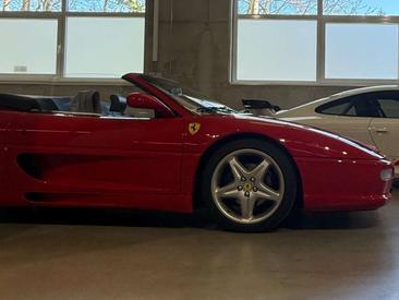 Ferrari F355 — photo 9