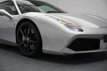 Ferrari 488 GTB — photo 12