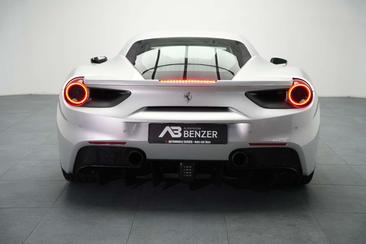Ferrari 488 GTB — photo 15