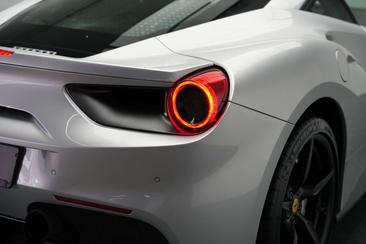 Ferrari 488 GTB — photo 17
