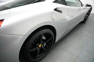 Ferrari 488 GTB — photo 35