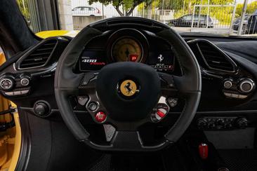 Ferrari 488 Pista — photo 20