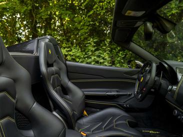 Ferrari 488 Spider — photo 10