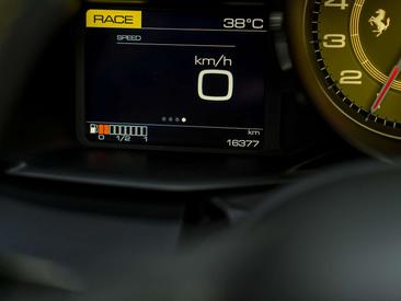 Ferrari 488 Spider — photo 11