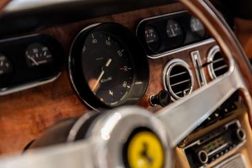 Ferrari 330 GT — photo 10