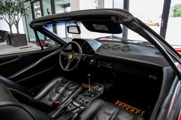 Ferrari 308 GTS — photo 23