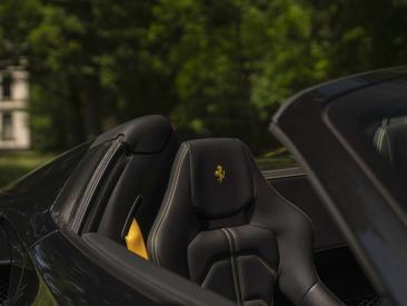 Ferrari 488 Spider — photo 27