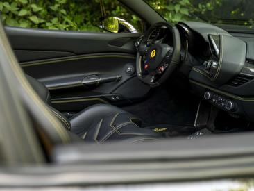 Ferrari 488 Spider — photo 42