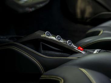 Ferrari 488 Spider — photo 45