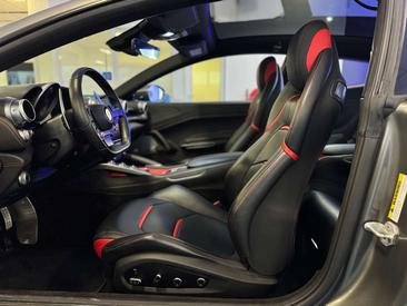 Ferrari GTC4Lusso — photo 16