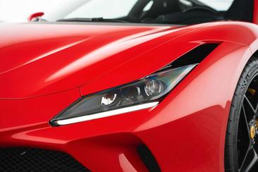 Ferrari F8 Tributo — photo 13