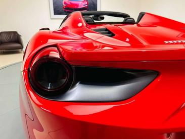 Ferrari 488 GTB — photo 18