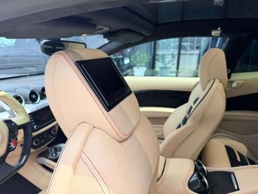 Ferrari FF — photo 10