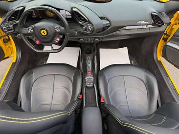Ferrari 488 Spider — photo 9
