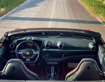 Ferrari Portofino — photo 9