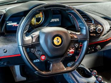 Ferrari 488 — photo 22