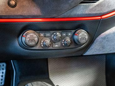 Ferrari 488 — photo 24
