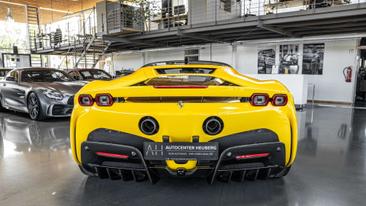 Ferrari SF90 Stradale — photo 15