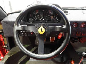 Ferrari F40 — photo 5