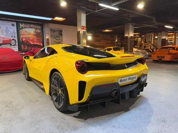Ferrari 488 Pista — photo 5